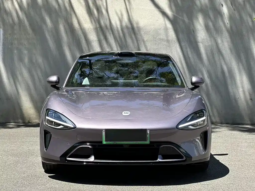 Xiaomi SU7 2025