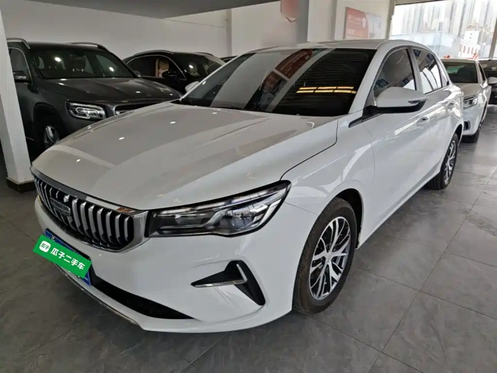 Geely Emgrand 2025