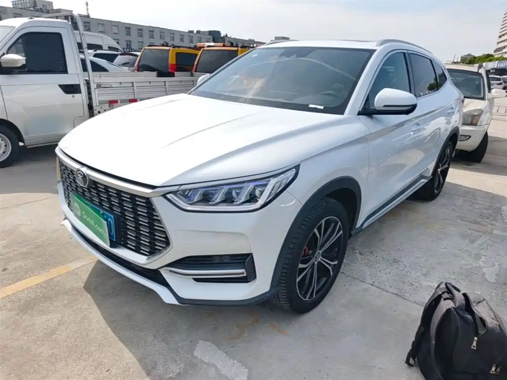 BYD PLUS 2021