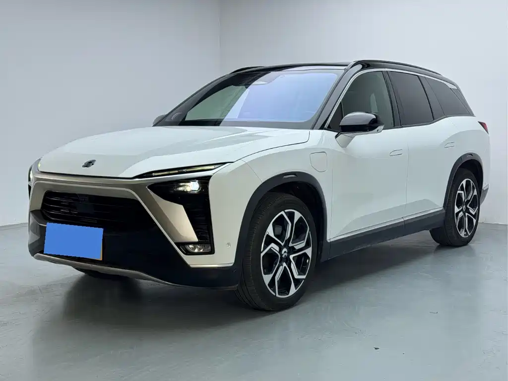 NIO ES8 2021