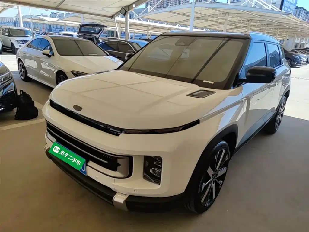 Geely Icon 2023