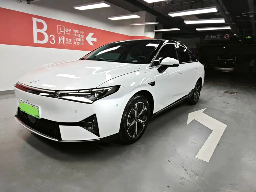 XPENG P5 2022