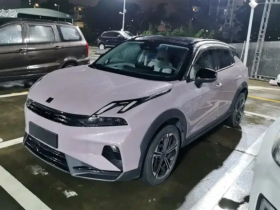 Lynk & Co 06 EM-P 2023
