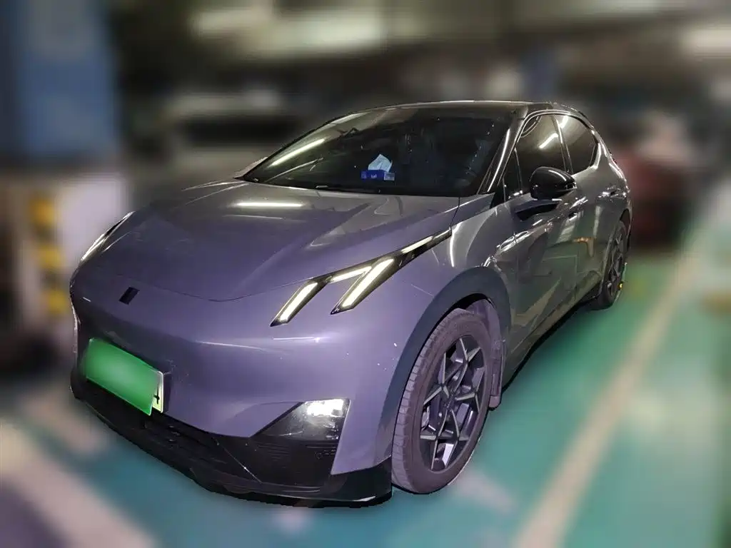 Lynk & Co Z20 2025