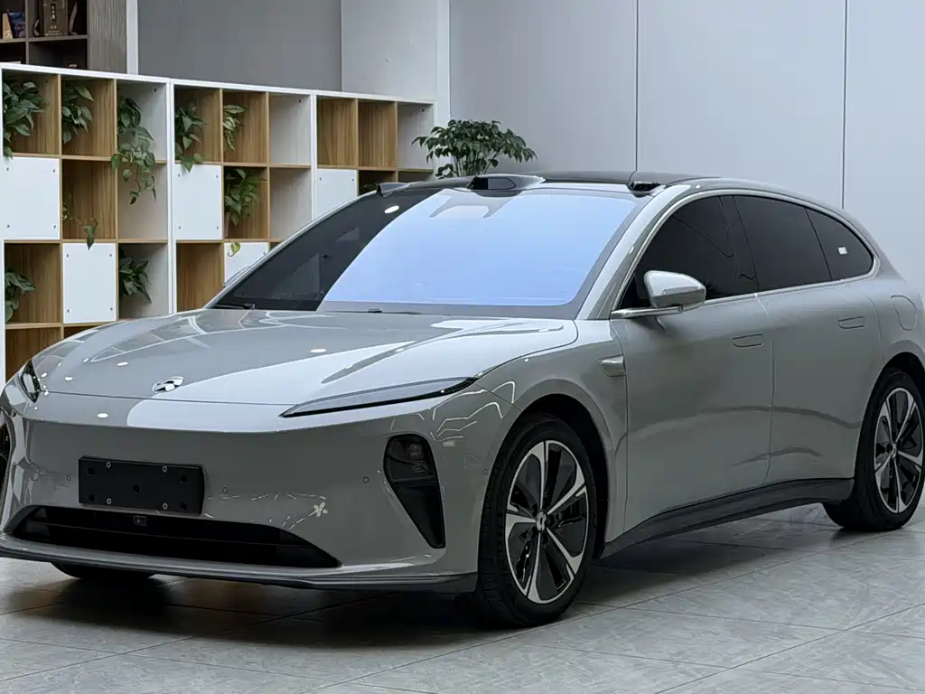 NIO ET5T 2024