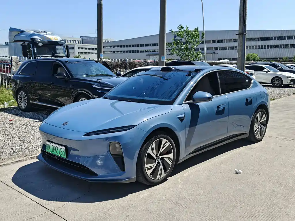 NIO ET5 2023