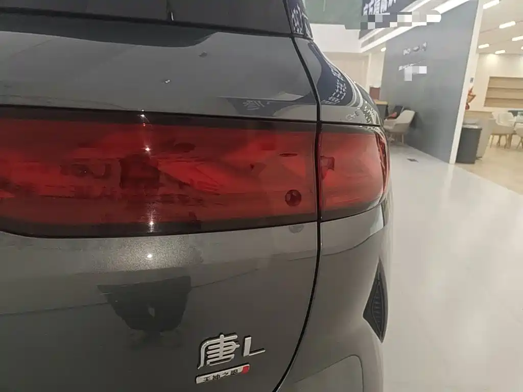 BYD 唐L 2025