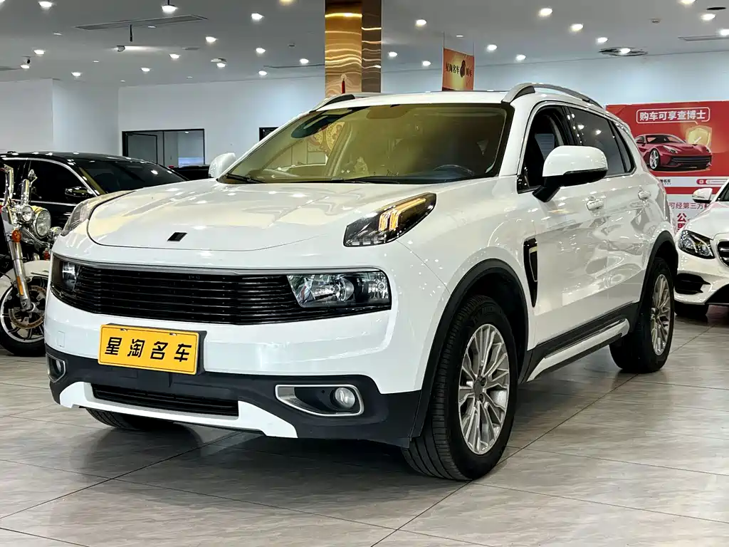 Lynk & Co 01 2018