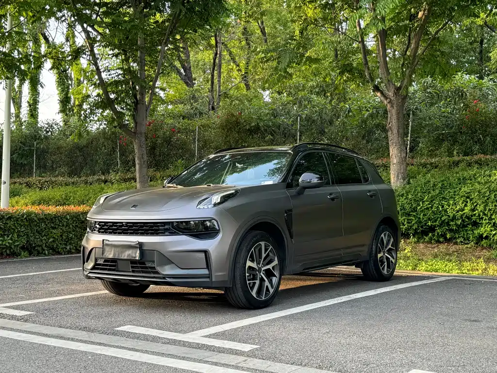 Lynk & Co 01 2021