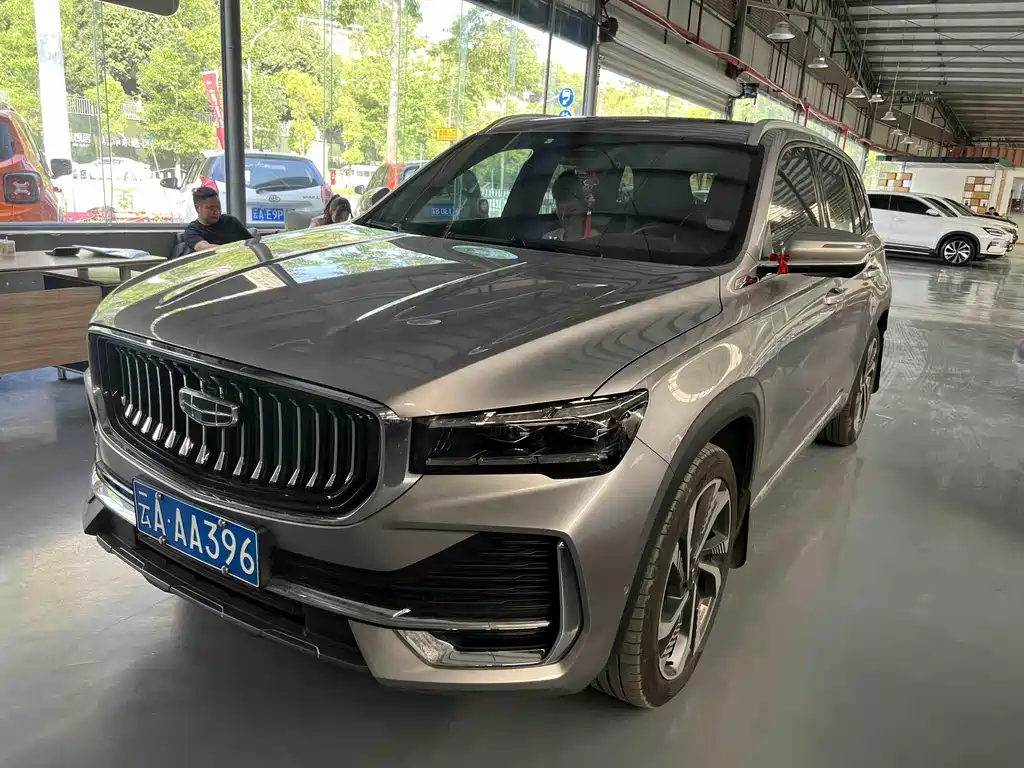 Geely Xingyue L 2023