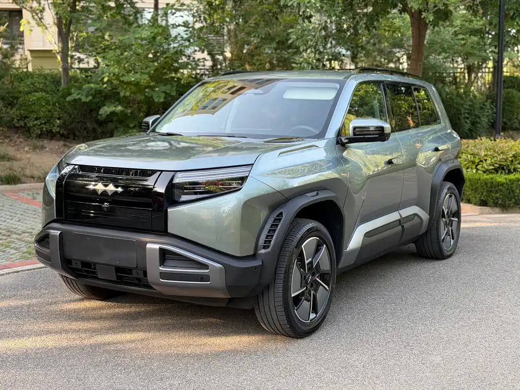 Fang Cheng Bao Titanium 3 2026