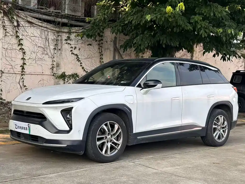 NIO ES6 2020