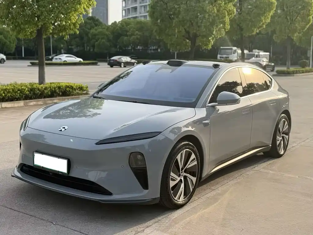 NIO ET5 2024