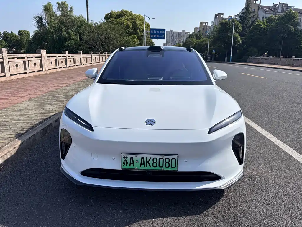 NIO ET5 2024