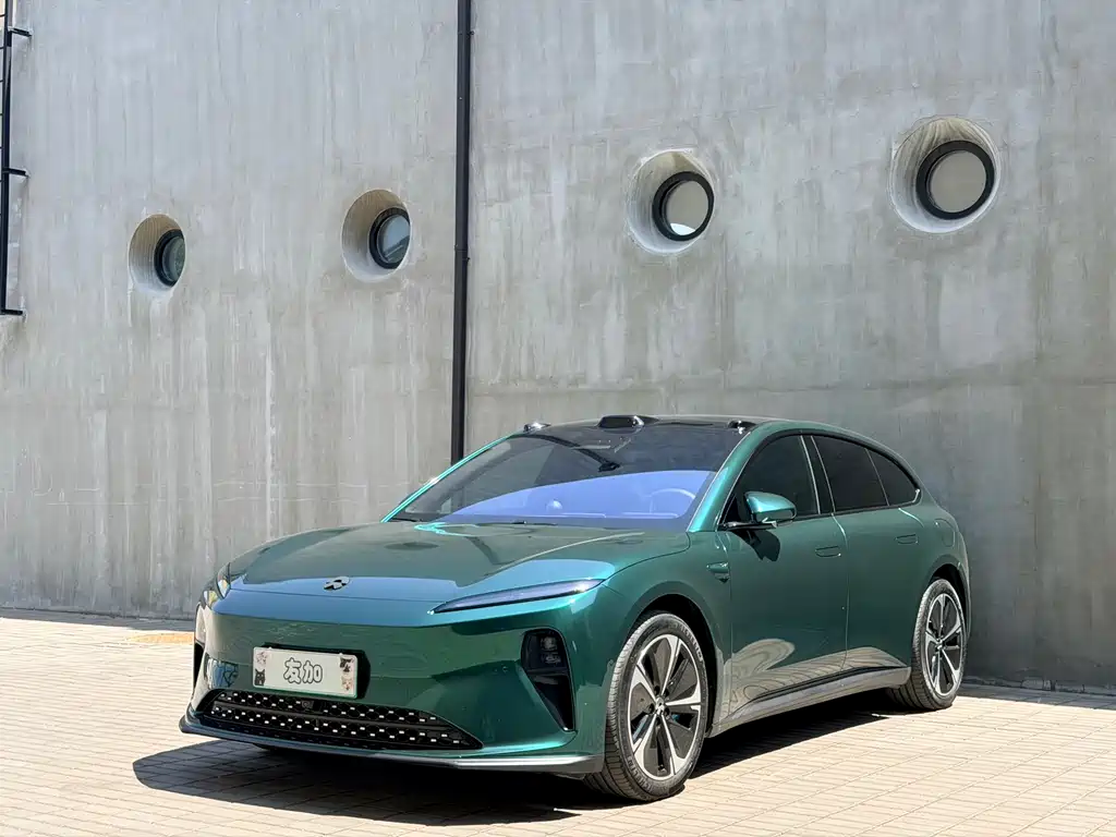 NIO ET5T 2024