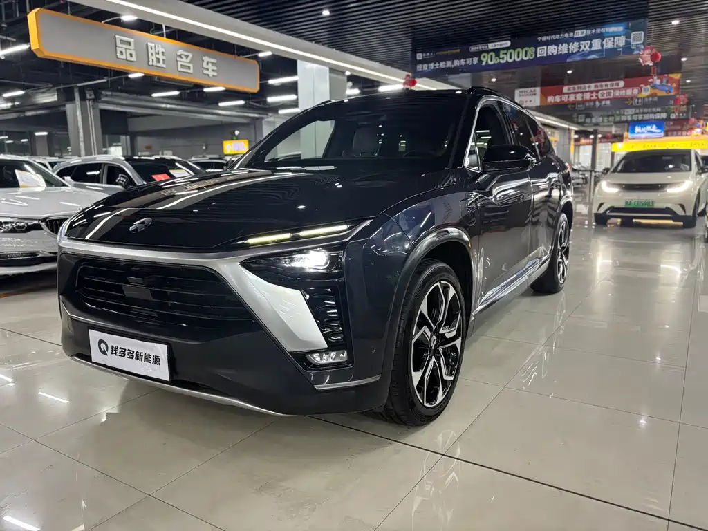 NIO ES8 2022