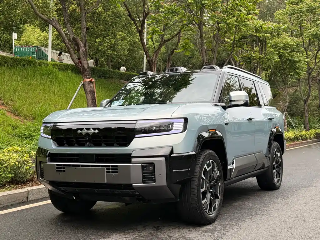 Fang Cheng Bao Leopard 8 2026