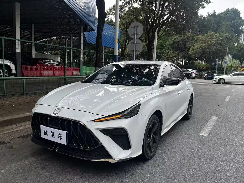 MG MG5 Scorpio 2023