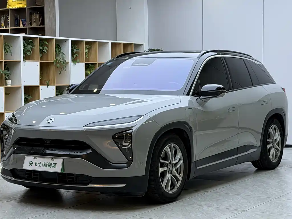 NIO ES6 2020