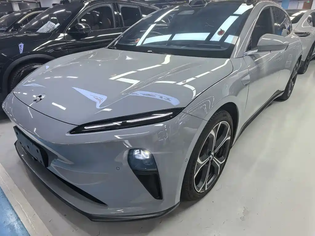 NIO ET5T 2024