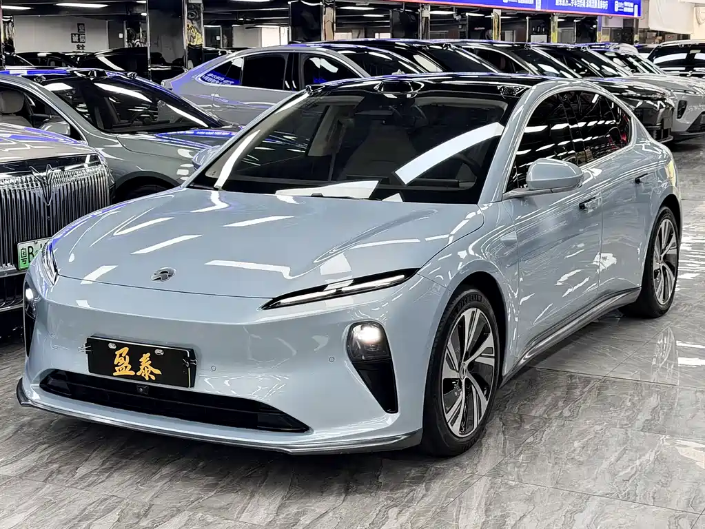 NIO ET5 2023