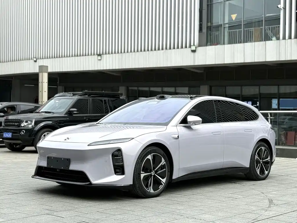 NIO ET5T 2025