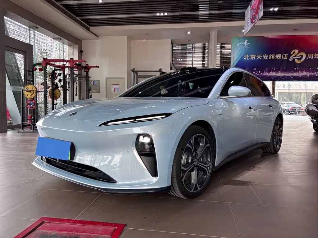 NIO ET5T 2025