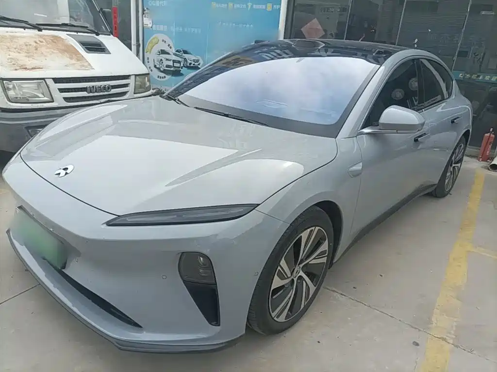 NIO ET5 2024