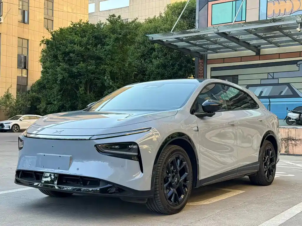 XPENG 小鹏G7 2025