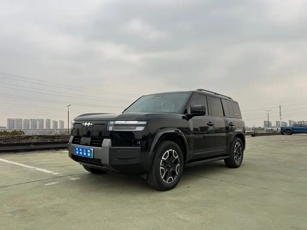 Fang Cheng Bao 钛7 2025