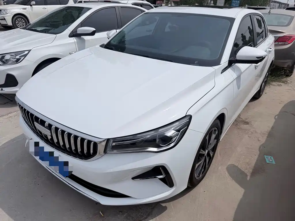 Geely Emgrand 2024