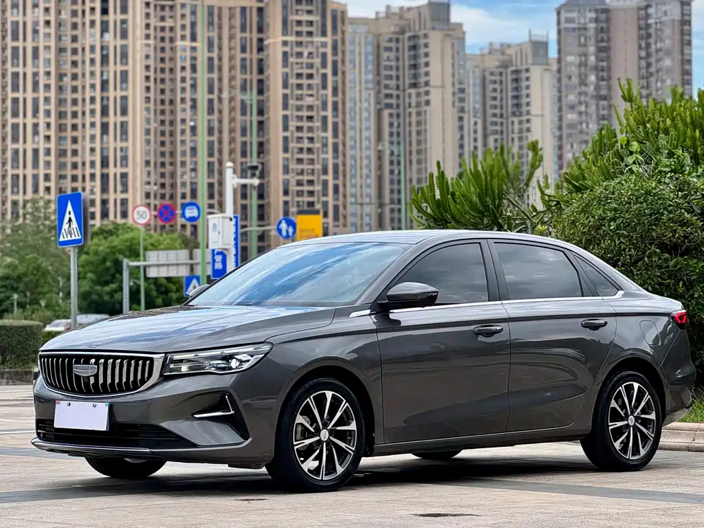 Geely Emgrand 2024