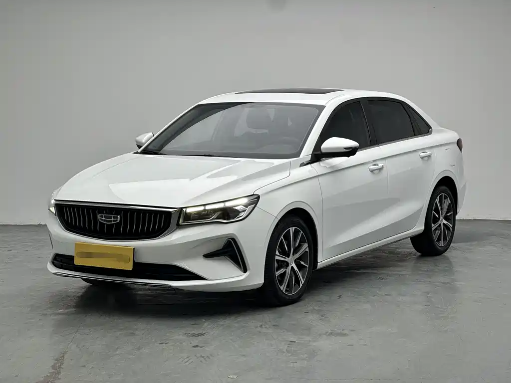 Geely Emgrand 2023