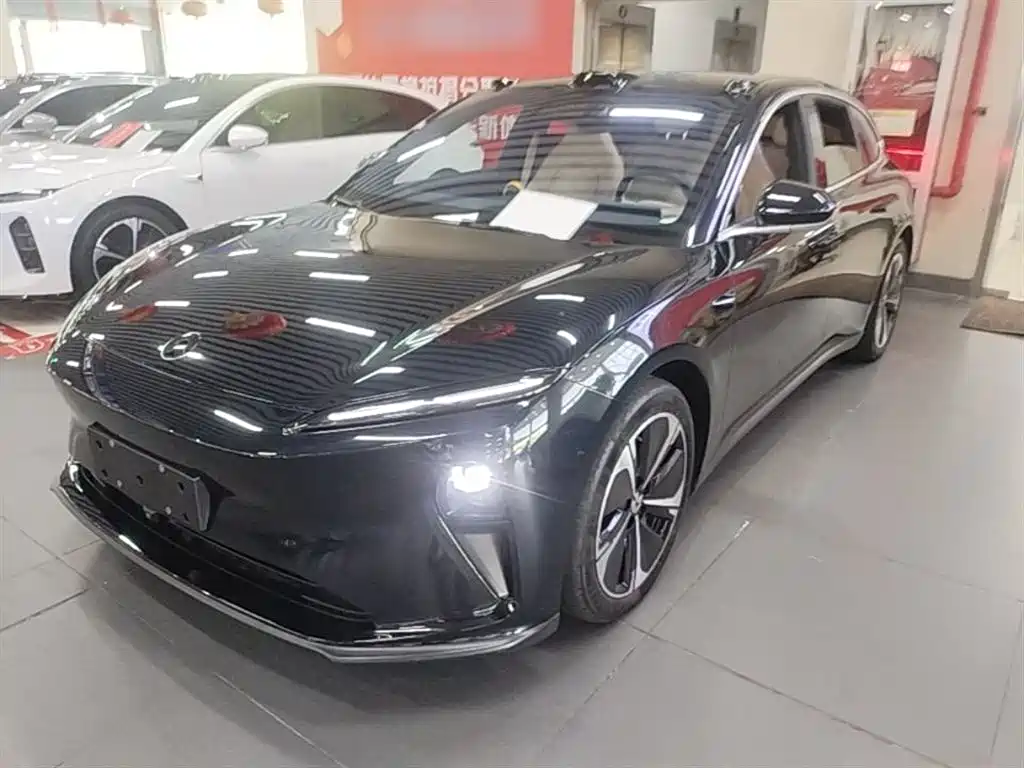 NIO ET5T 2024