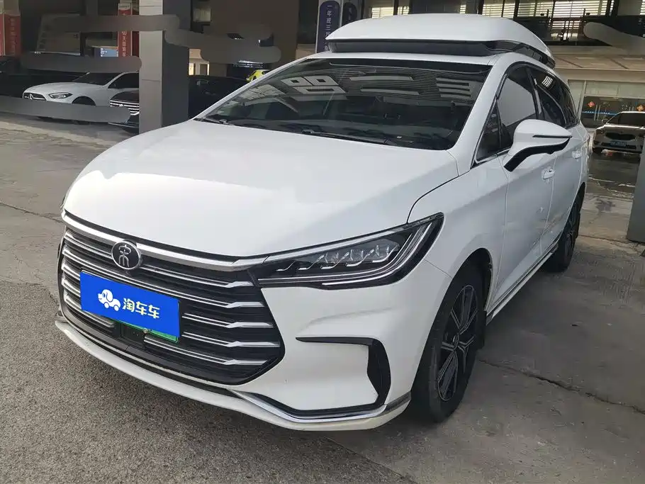 BYD MAX New Energy 2023