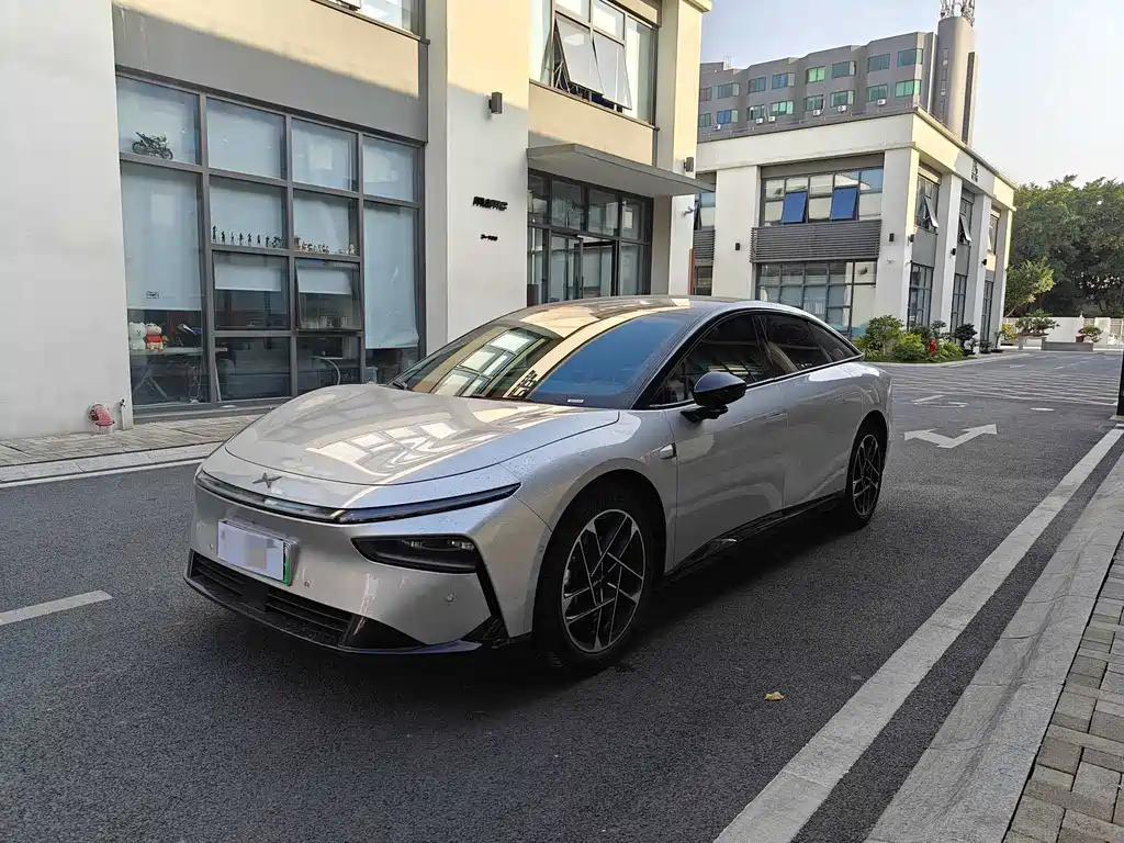 XPENG P7+ 2025