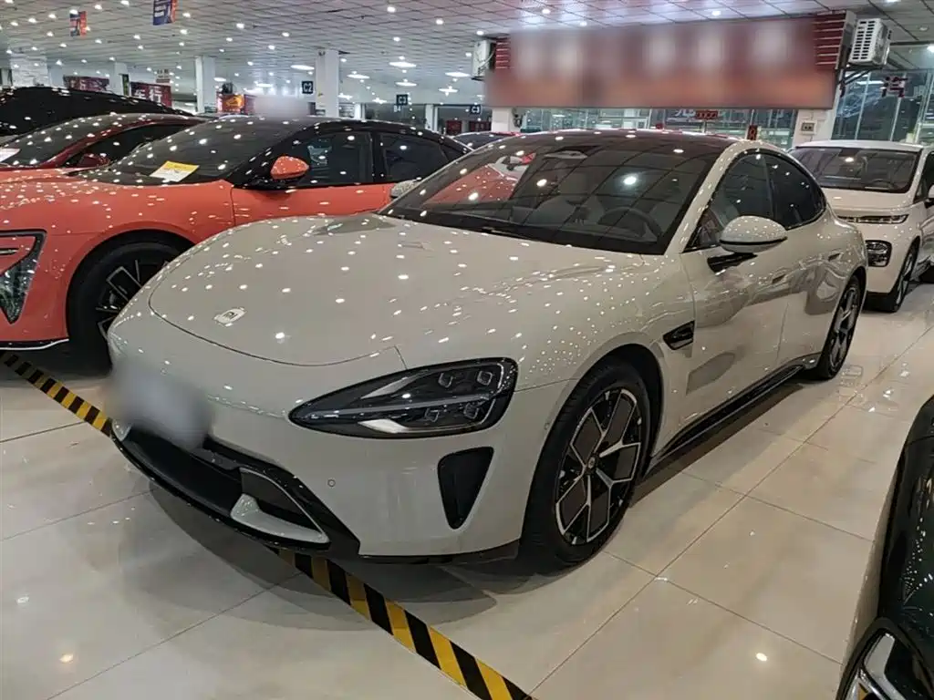 Xiaomi SU7 2025