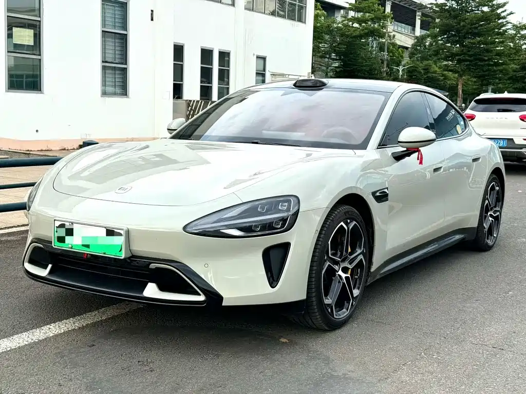 Xiaomi SU7 2025