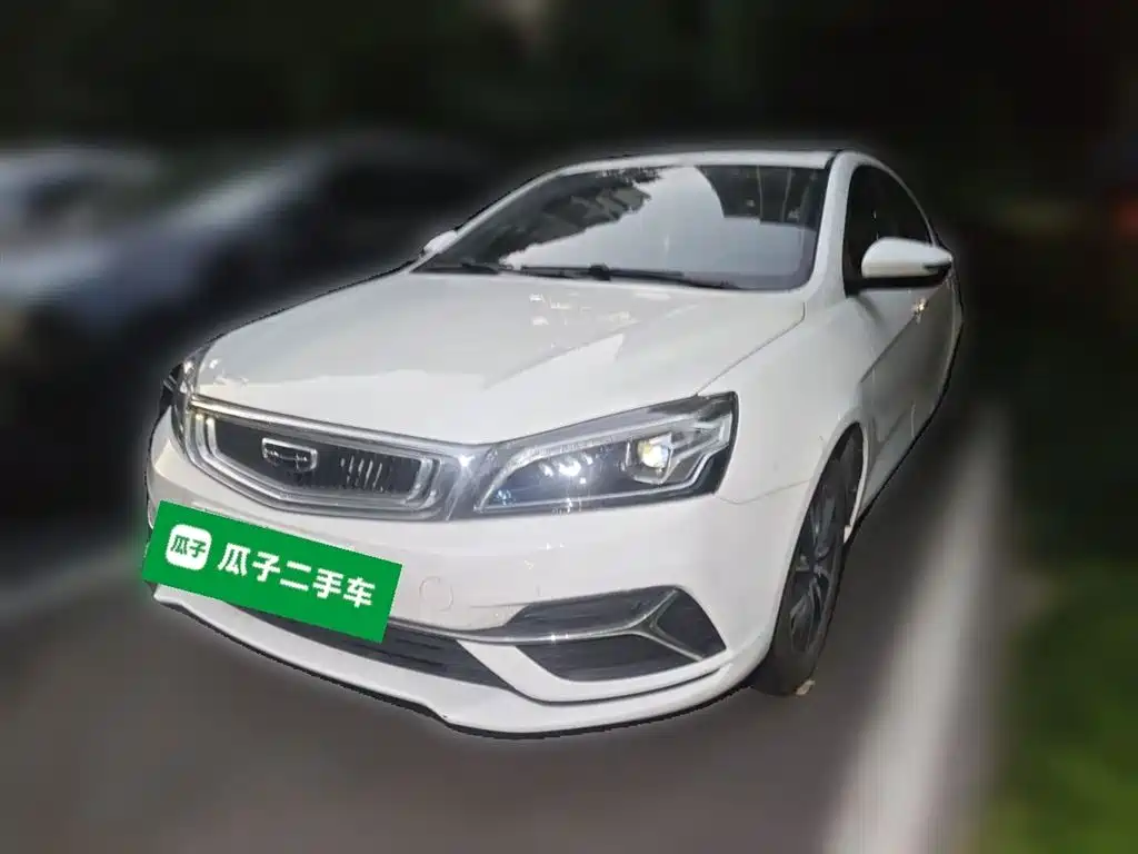 Geely Emgrand 2021