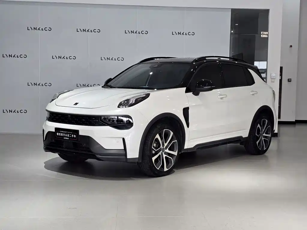 Lynk & Co 01 2021