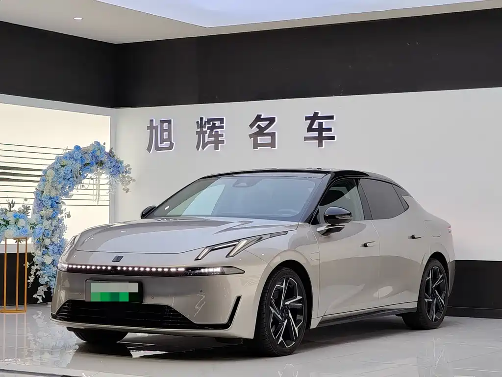 Lynk & Co 07 EM-P 2024