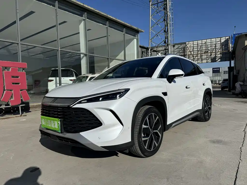 BYD L DM-i 2025