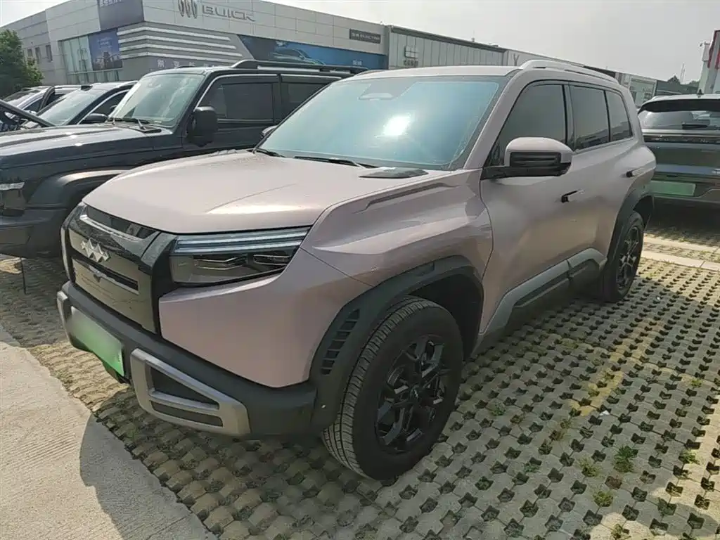 Fang Cheng Bao Titanium 3 2025