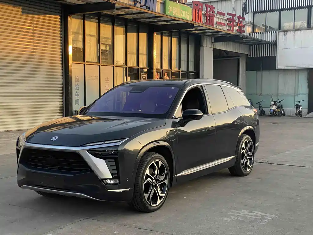 NIO ES8 2020
