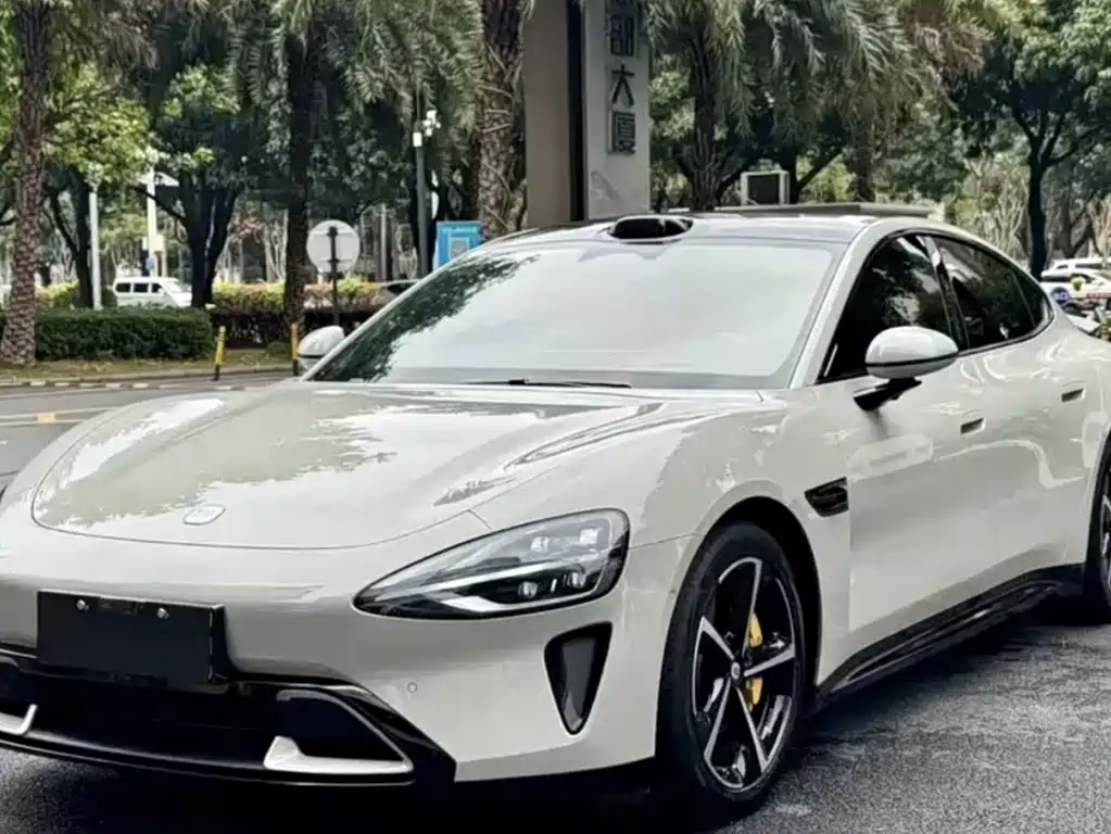 Xiaomi SU7 2025