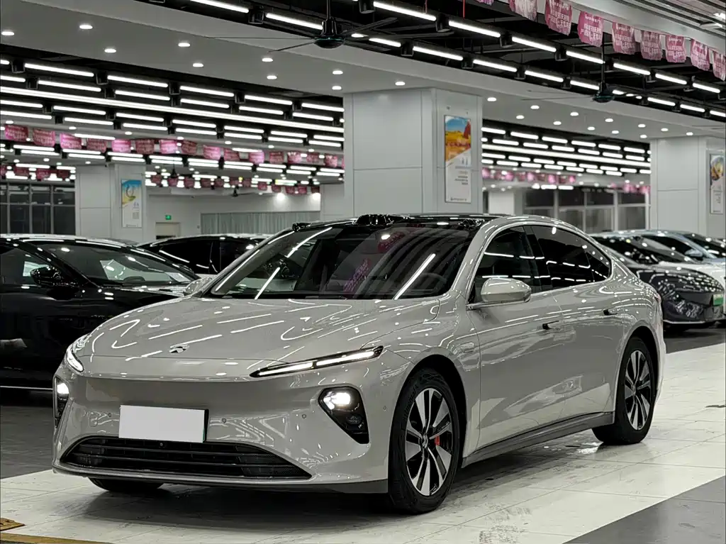 NIO ET7 2022