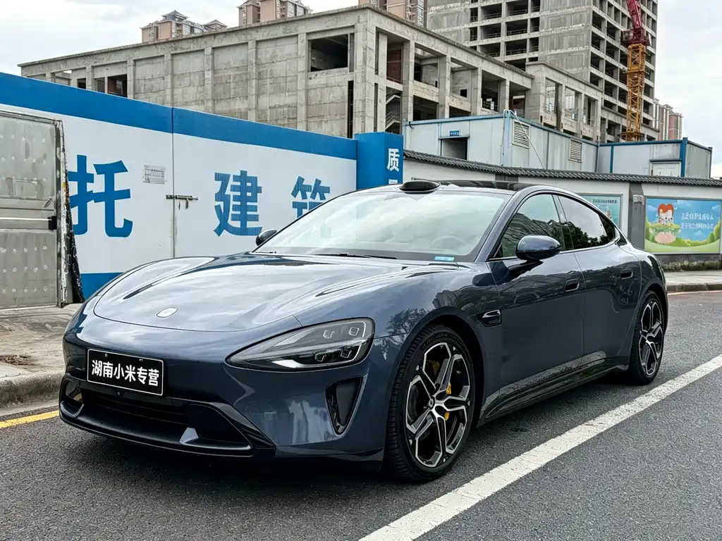 Xiaomi SU7 2025