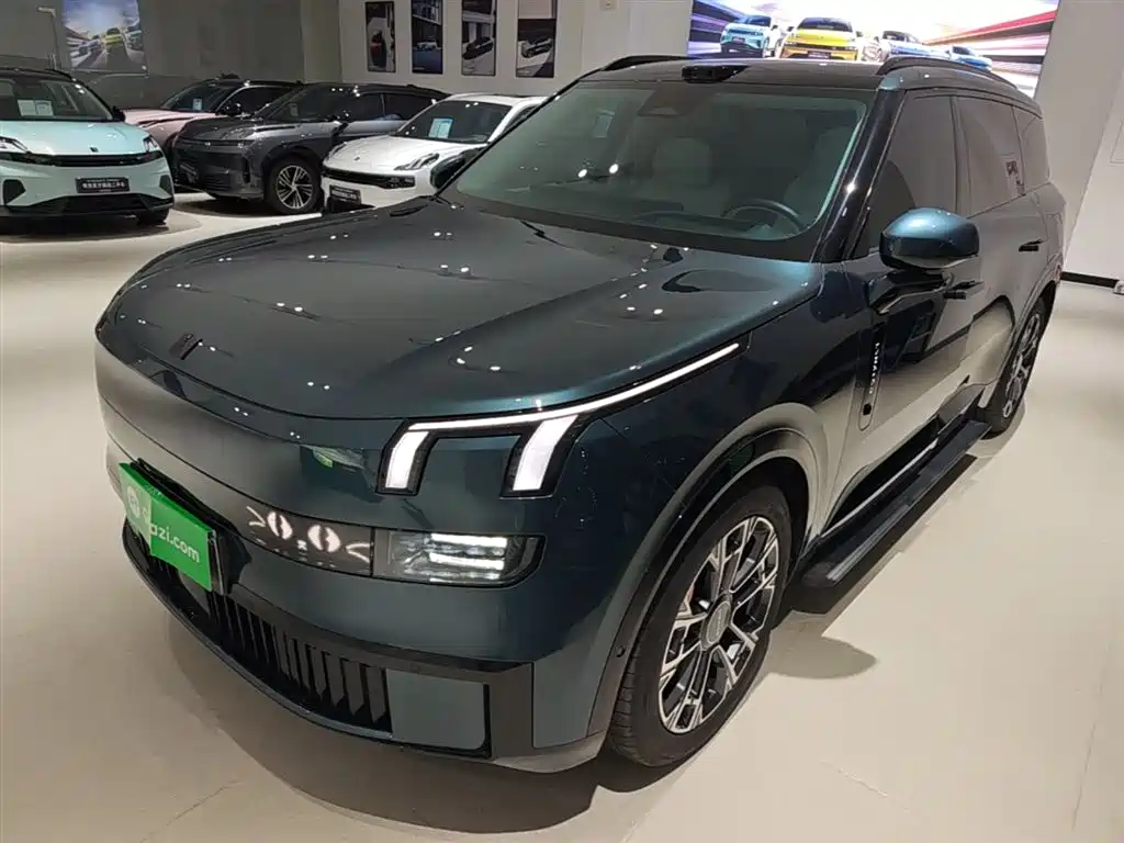Lynk & Co 领克900 2025