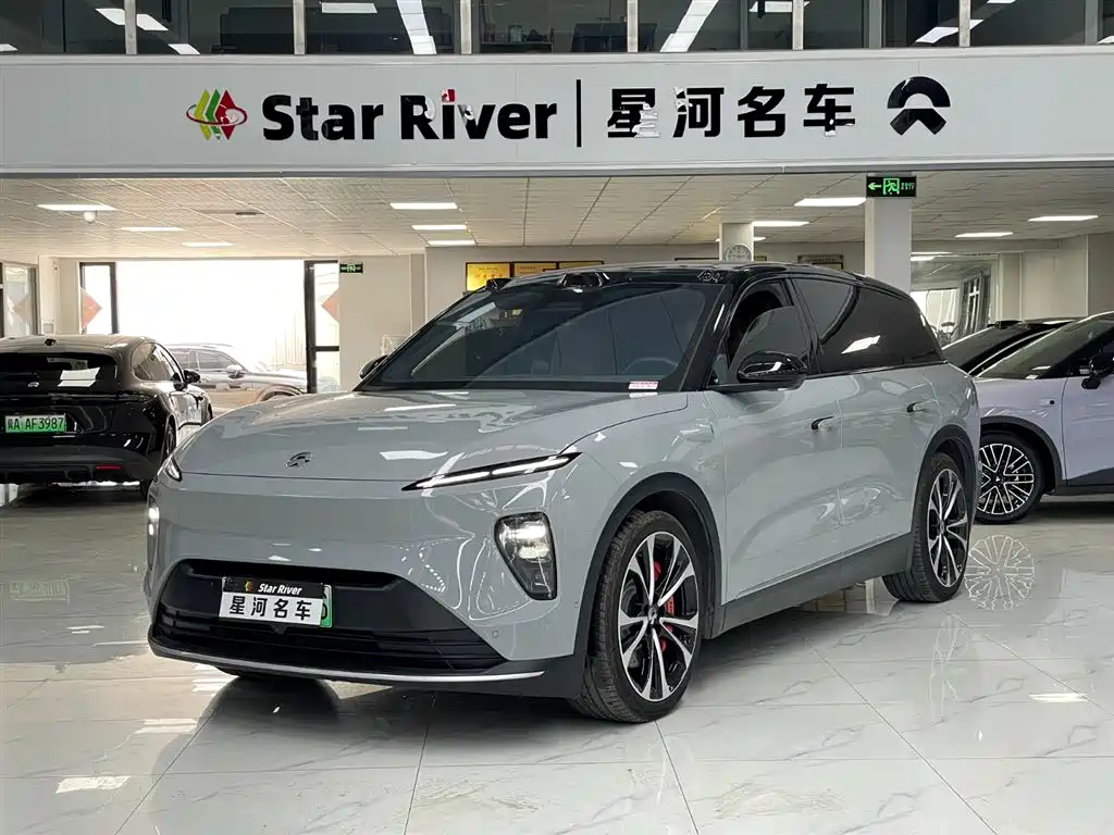 NIO ES8 2023