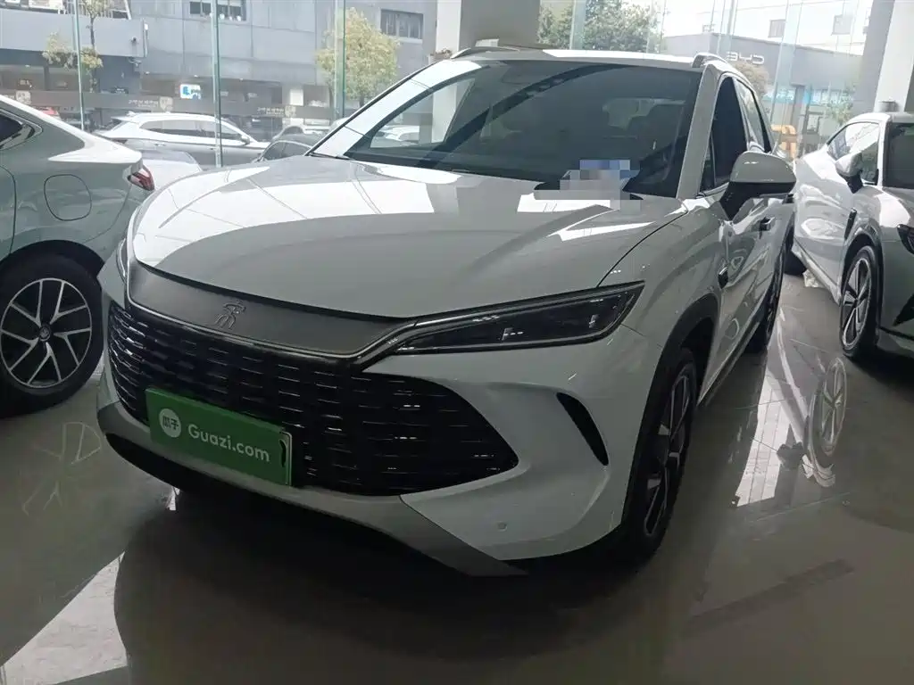 BYD L DM-i 2025